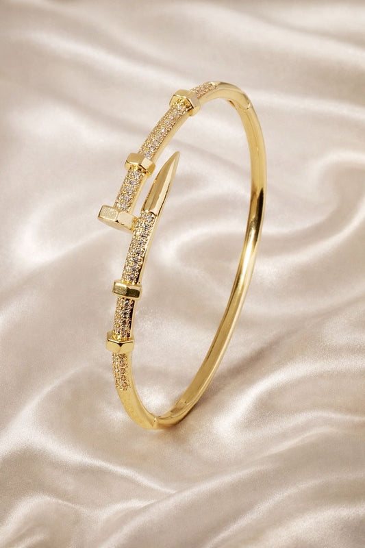 Lamsati Aurora Nail Bracelet