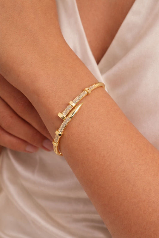 Lamsati Aurora Nail Bracelet